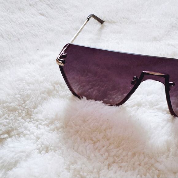 Kalia Clear Black Rimless Sleek Sunglasses - Picture 3 of 11